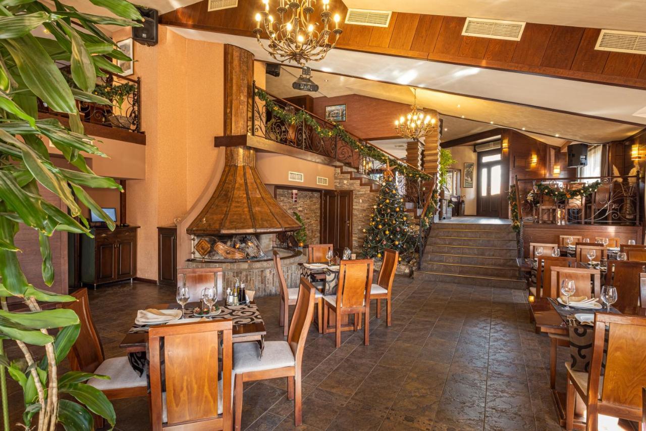 Хотел Том И Нези Класик Velingrad Buitenkant foto
